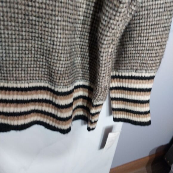 New Design 365 Horizontal Stripe Sweater Plus Sz 2X Crew Neck Fuzzy Pullover - Picture 4 of 9